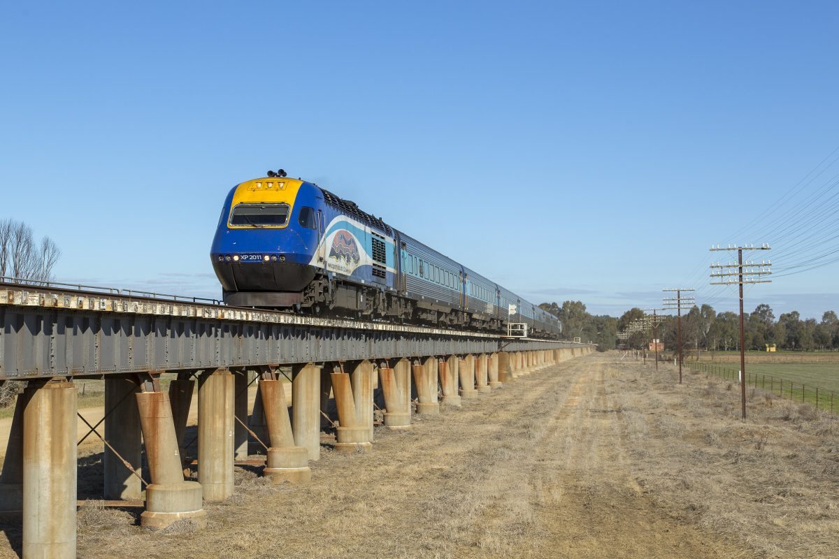 XPLORER Regional Train