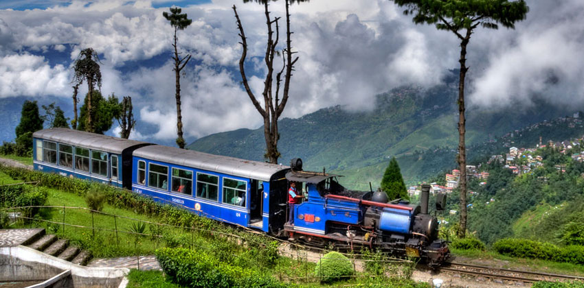 Darjeeling Himalayan Railway (the ‘Toy’ Train)