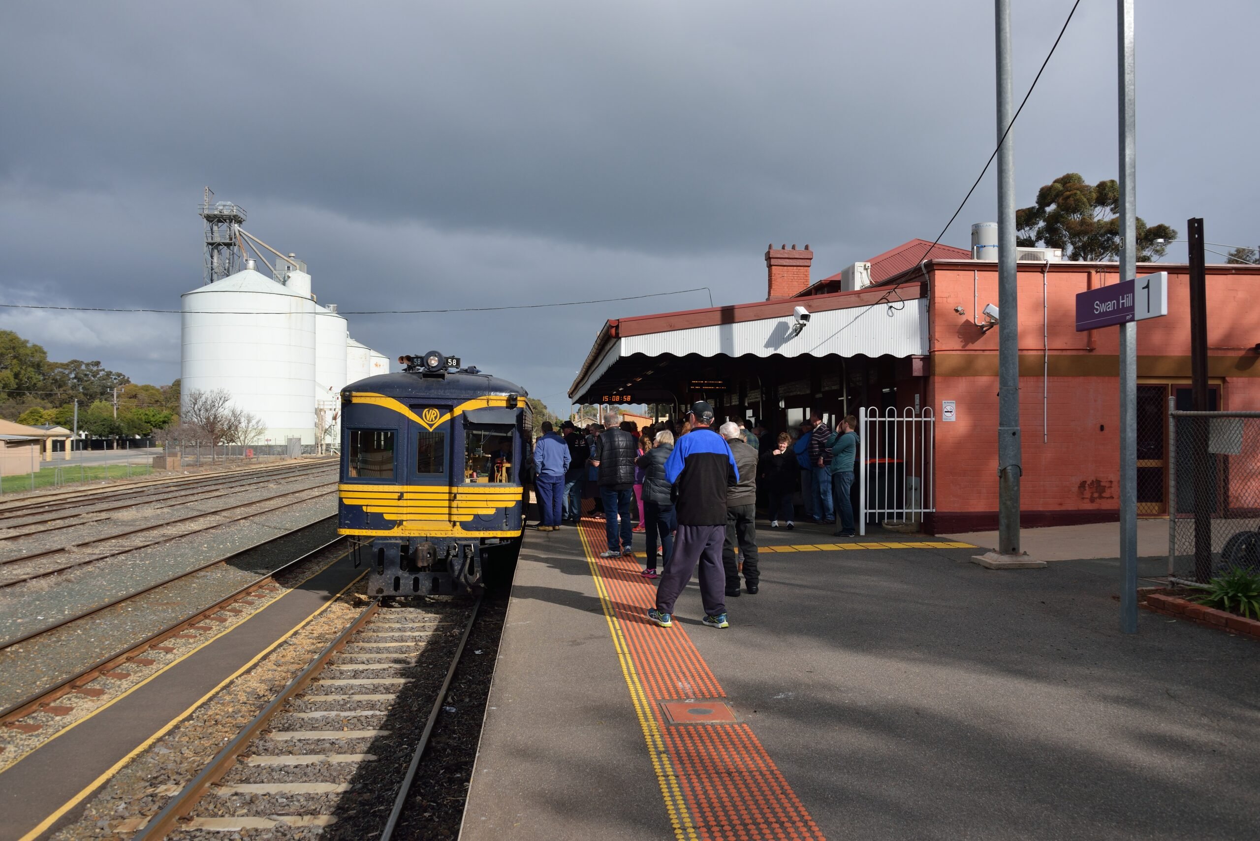 58RM - DERMPAV Heritage diesel railmotor - Credit James Brook