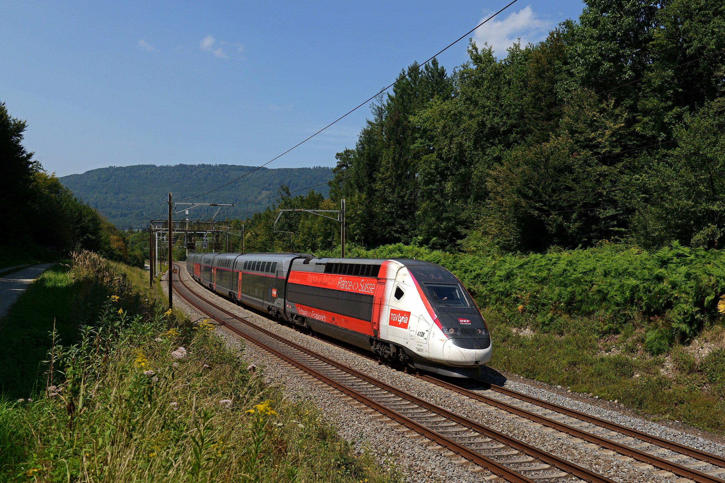 TGV Lyria