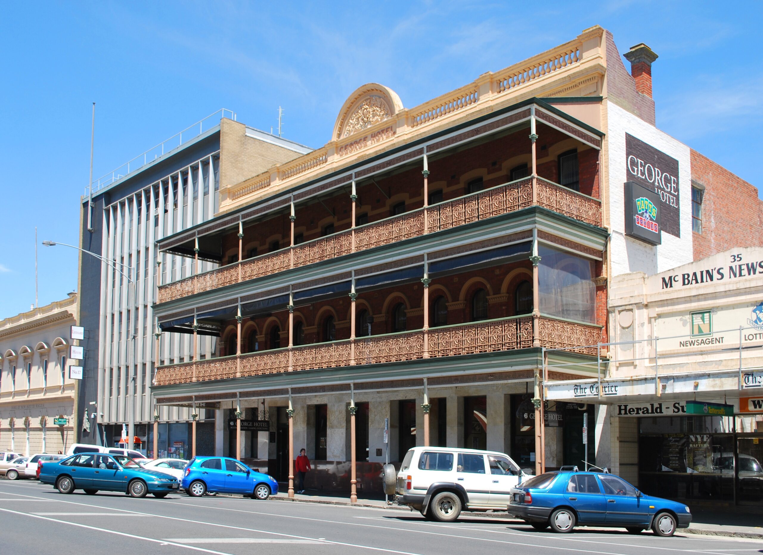 The George Hotel