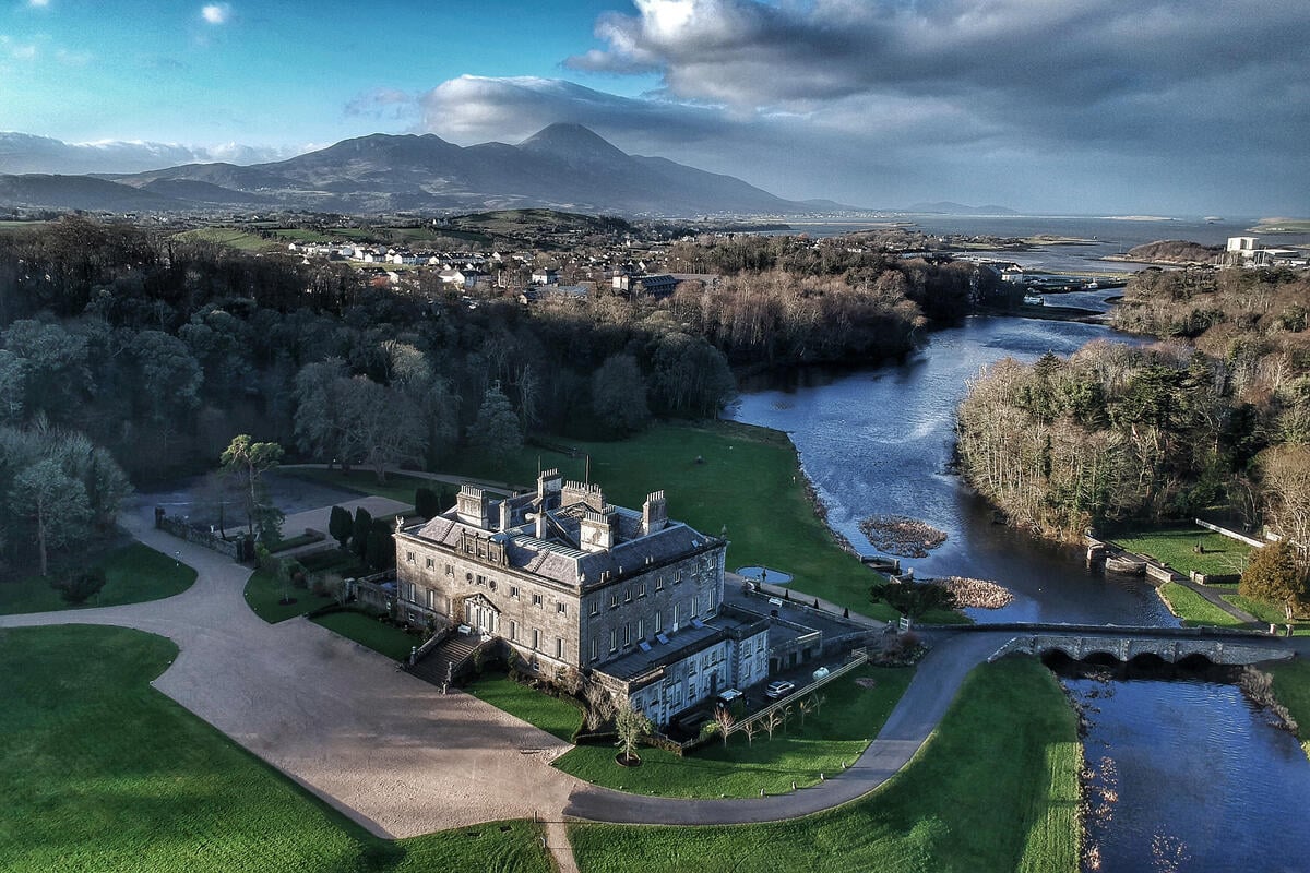 The Emerald Isle Belle