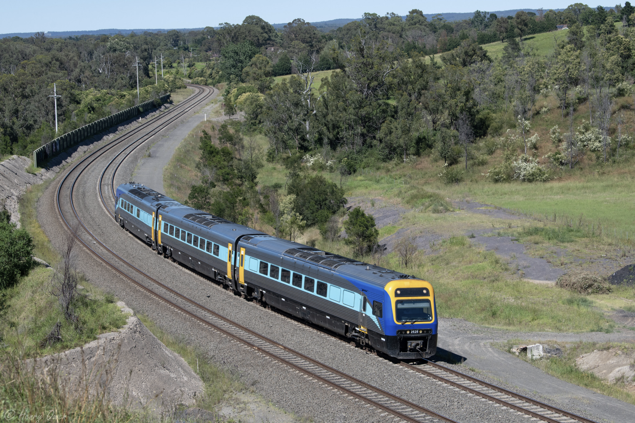 NSW TrainLink Xplorer - Credit Henry Owen